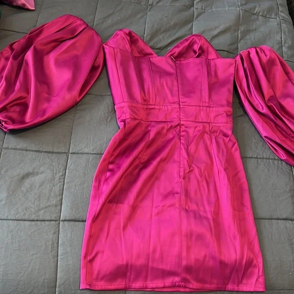 puffed sleeve mini dress - Picture 6 of 6